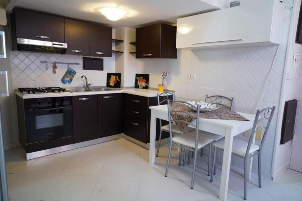 Villa Alvi Palmieri à Naples Extérieur photo